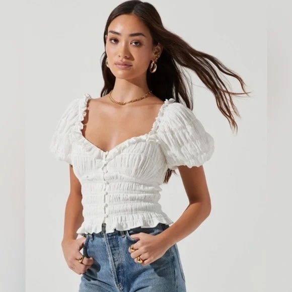 ASTR The Label white bustier blouse puff sleeve smocked button front NWOT   L - Picture 1 of 10